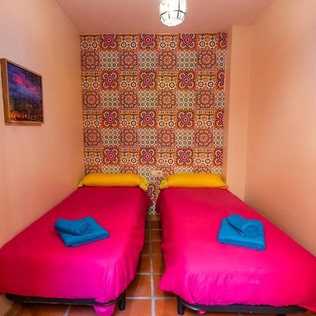 Tuguest Aljibe Del Rey Apartment - Free Parking Granada Eksteriør billede